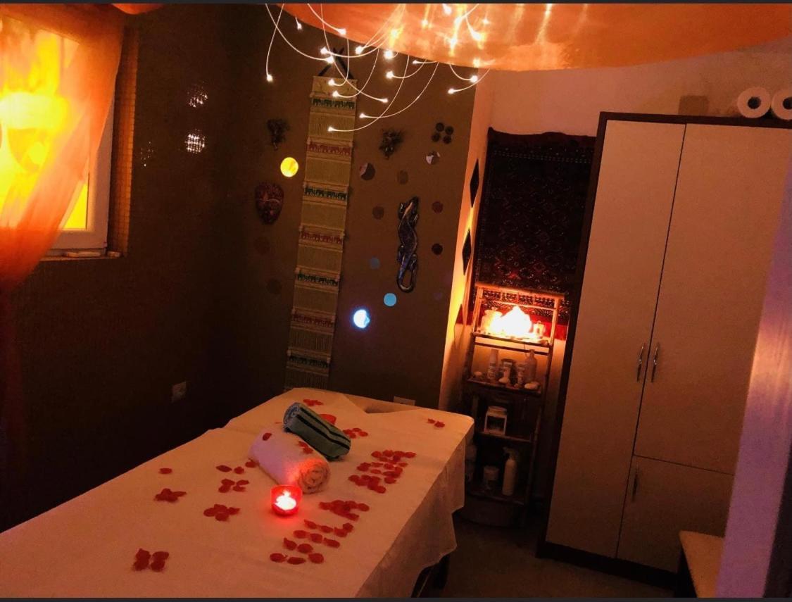Vila Ada Hotel 티라나 외부 사진