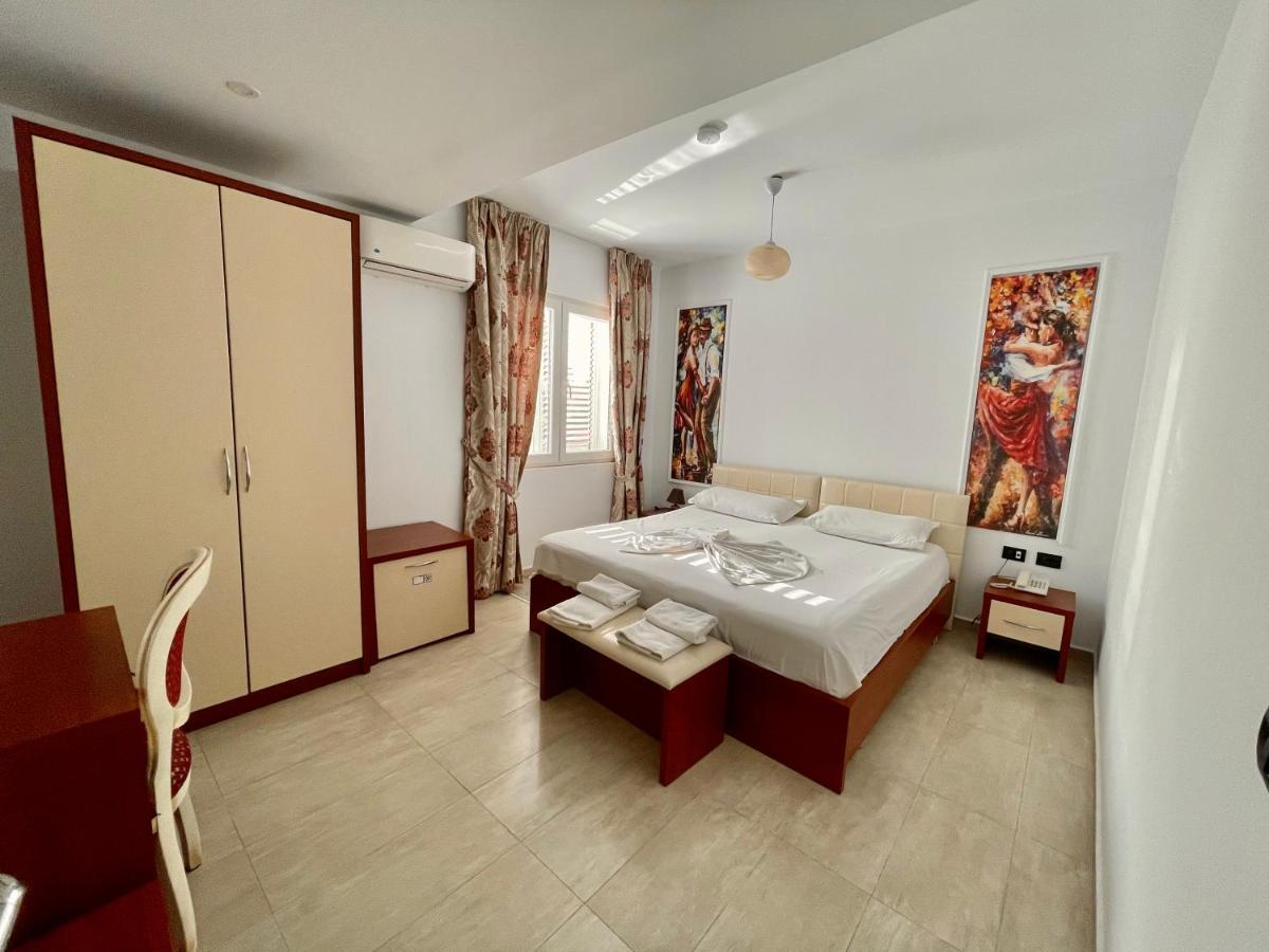 Vila Ada Hotel 티라나 외부 사진