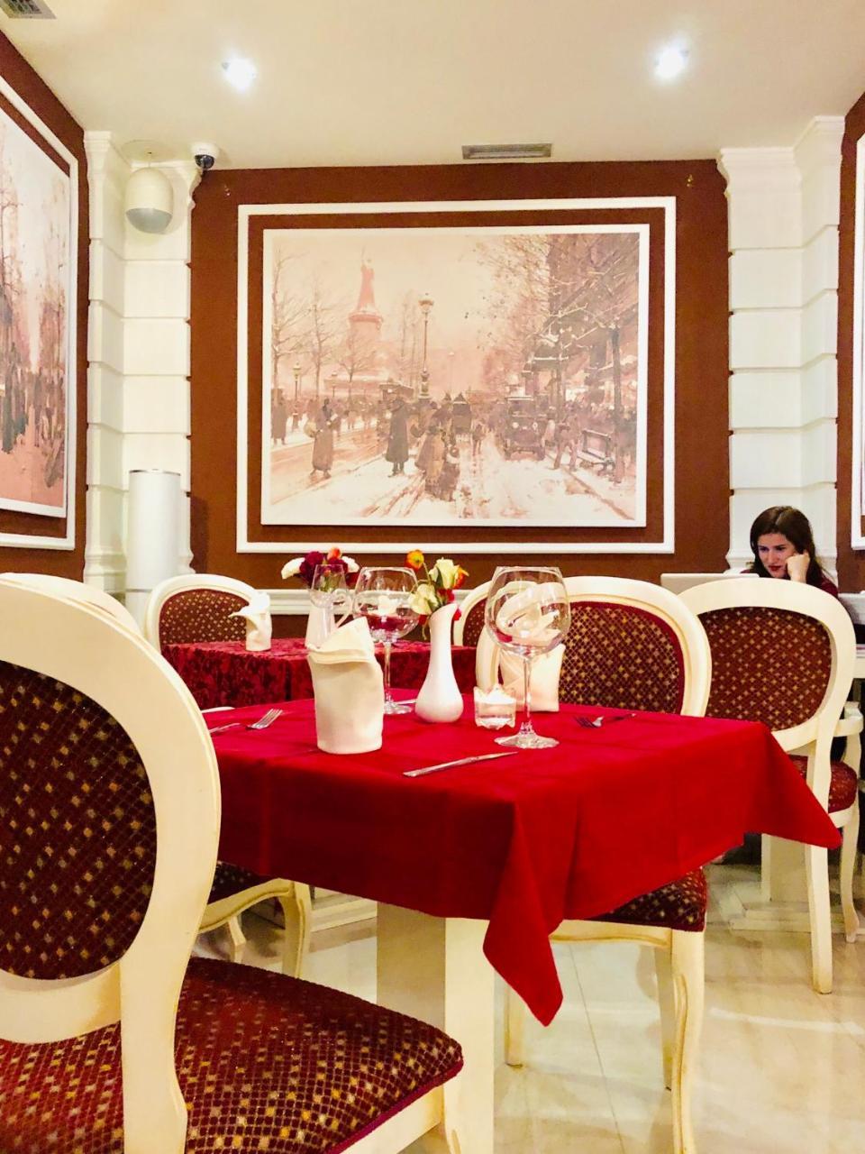 Vila Ada Hotel 티라나 외부 사진