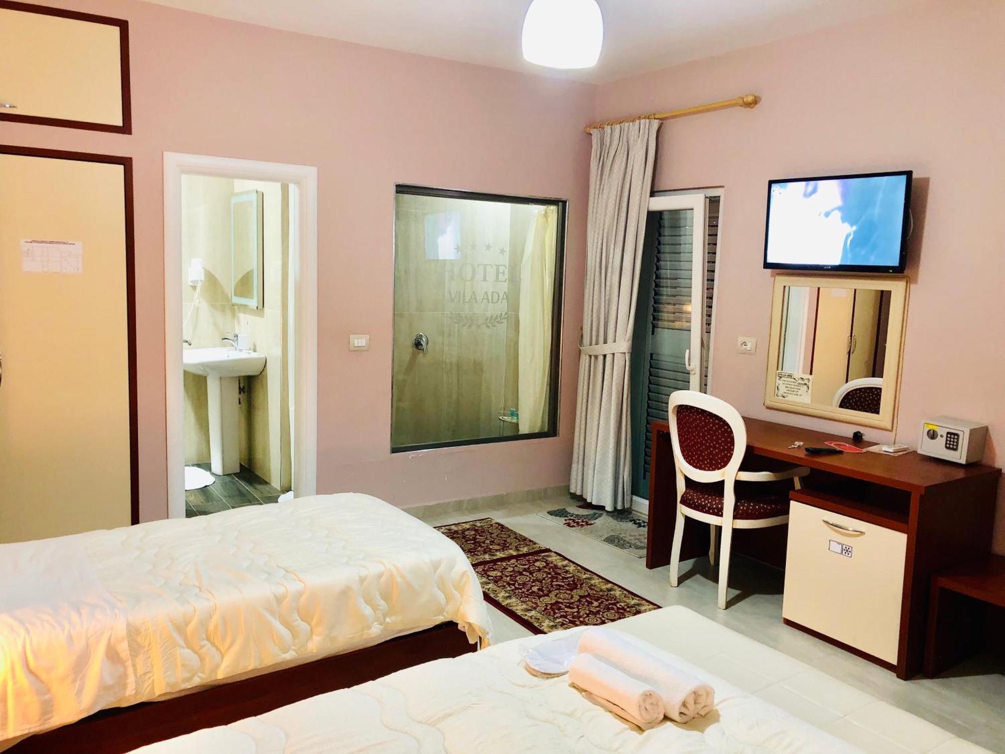 Vila Ada Hotel 티라나 외부 사진